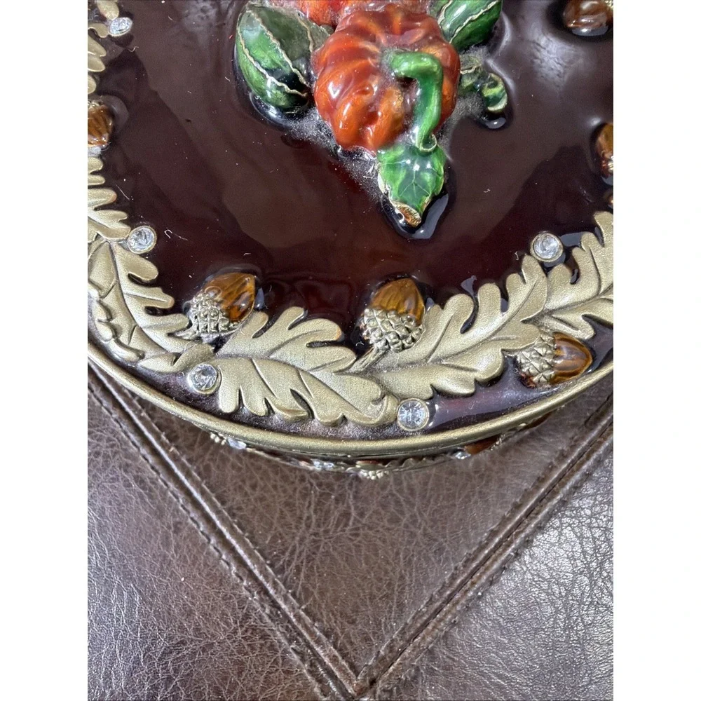 Vtg Olivia & Gracie Enamel Pumpkin Trinket Box Autumn Acorn Crystals Mirror Hing